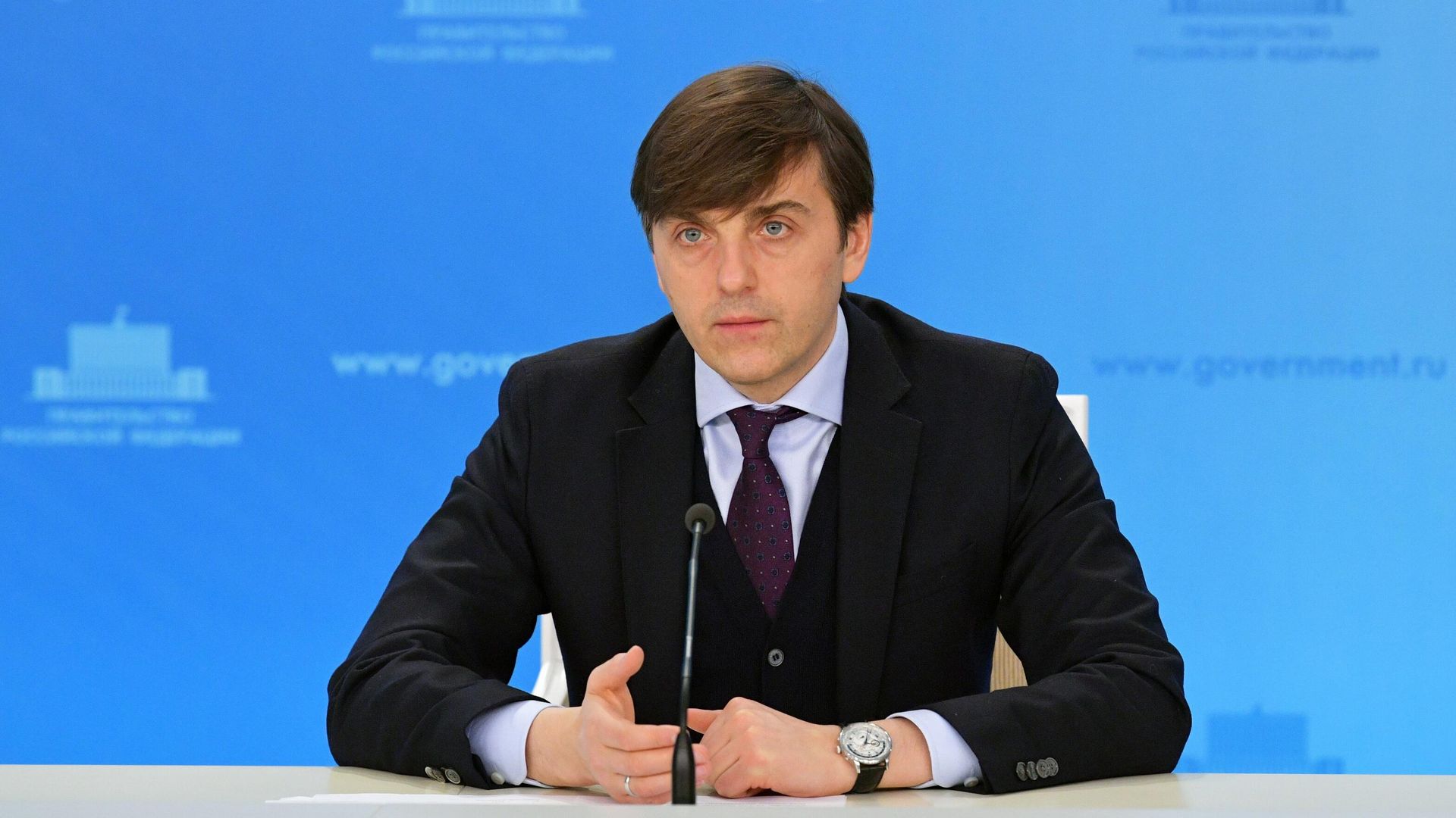 Кравцов озвучил количество победителей и призёров всероссийской олимпиады