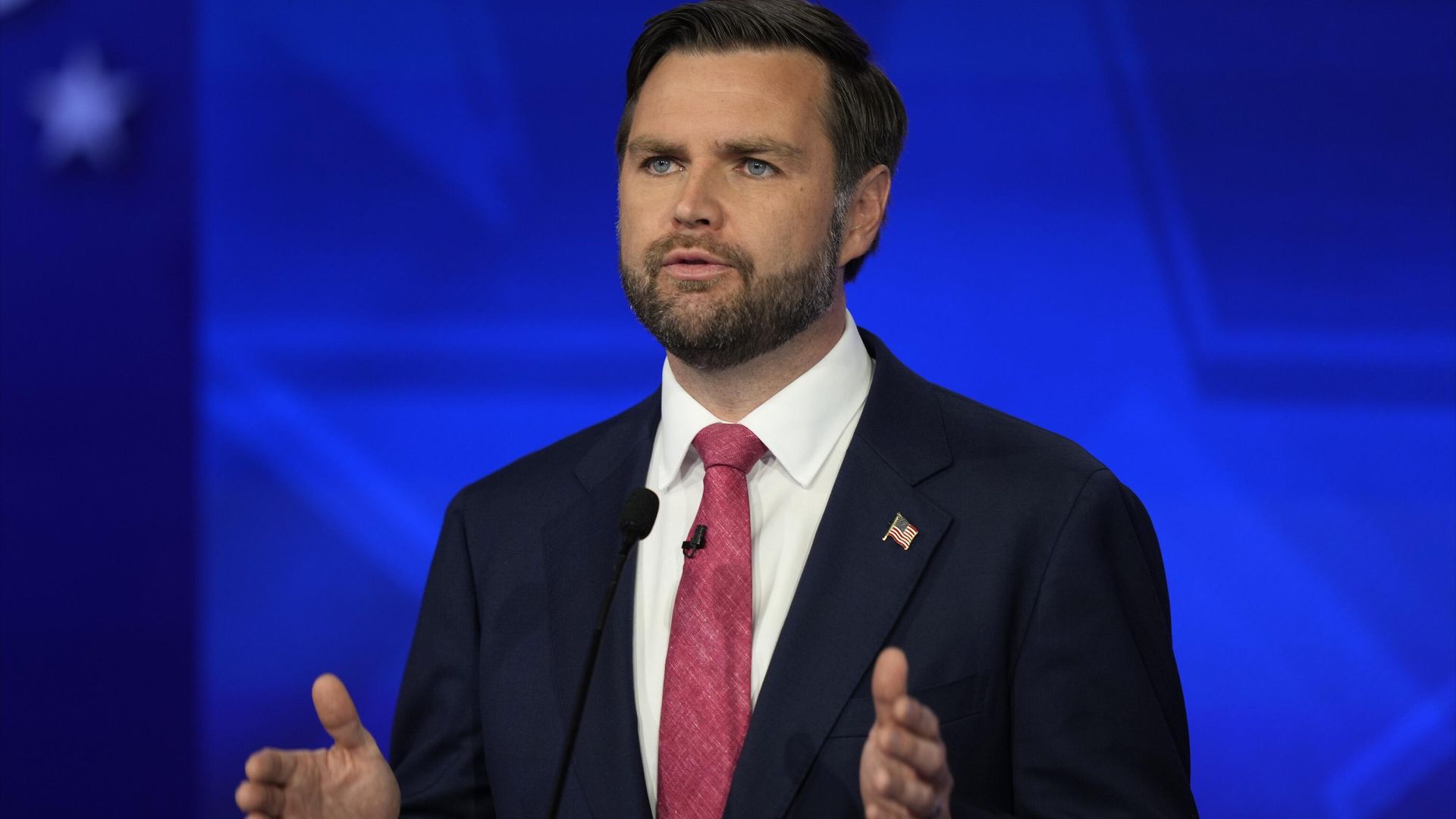 Вице-президент США поделился подробностями о своем хэллоуинском костюме